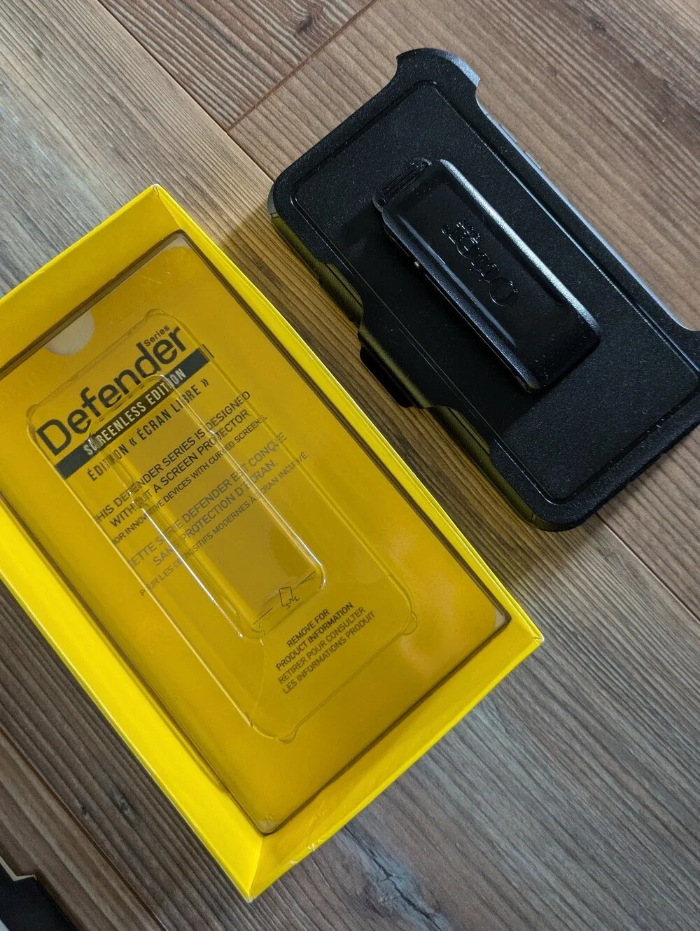 OtterBox Defender Series Rugged Case Holster/Belt Clip for iPhone X Solid Black